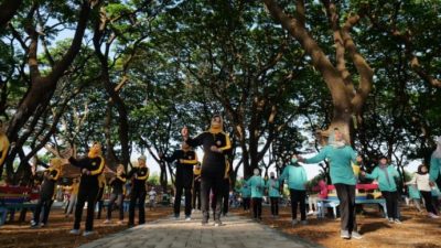 Perwosi Kota Madiun aktif melakuka kegiatan senam
