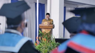 Wali Kota Madiun hadiri Wisuda di Politeknik Negeri Madiun. Wisuda itu digelar secara Virtual