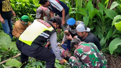 Potong Ranting Jati, Warga Krebet TEWAS tersengat listrik