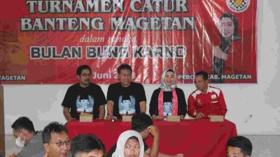 Ketua DPRD Kabupaten Magetan H. Sujatno, SE, MM Hadiri Pembukaan Turnamen Catur di Gedung DPC PDI-P Magetan