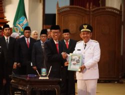 Hergunadi Hari Ini Sah di Lantik Gubernur Jawa Timur Sebagai Pj Bupati Magetan