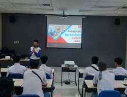 Jadi Generasi #Cari_Aman, MPM Honda Jatim Edukasi Siswa SMA Sederajat di MPM Safety Riding Center.