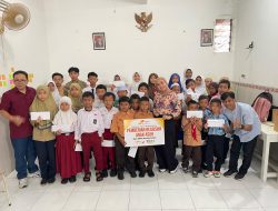 Momen Hari Anak: MPM Honda Jatim Kembali Salurkan Beasiswa untuk Anak Asuh.