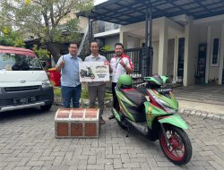 MPM Honda Jatim Mulai Distribusikan Honda BeAT One Piece x Tahilalats ke Konsumen Beruntung di Surabaya