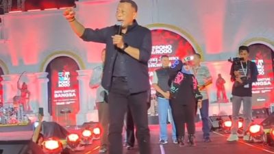 Kang Bupati Sugiri Sancoko menyanyikan lagu Ibu Pertiwi