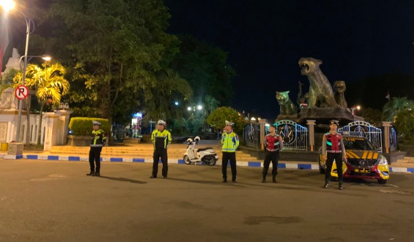 Aparat Polres Ponorogo mengintensifkan patroli gabungan yang digelar serentak di seluruh jajaran.
