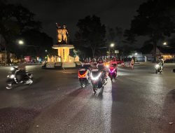 Cuaca Berubah-ubah, Kenali Cara Aman Berkendara Motor